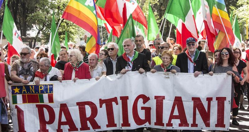 Elogio della politica