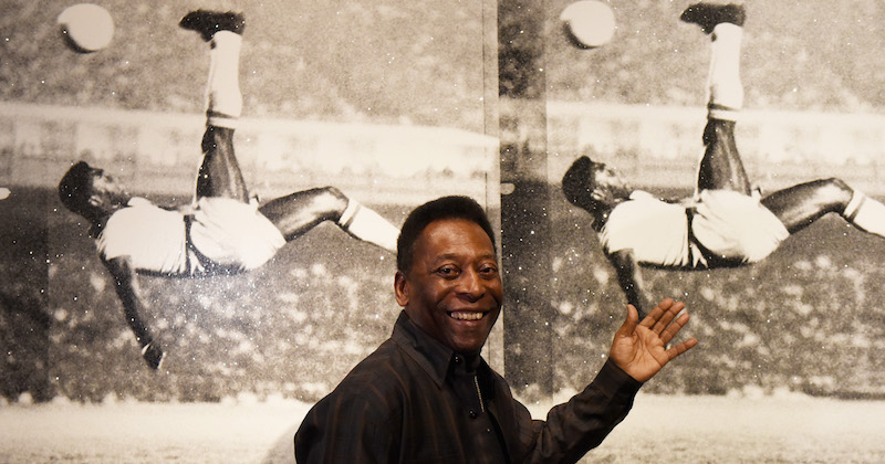 Pelé nel 2015
(Mary Turner/Getty Images for Halcyon Gallery)