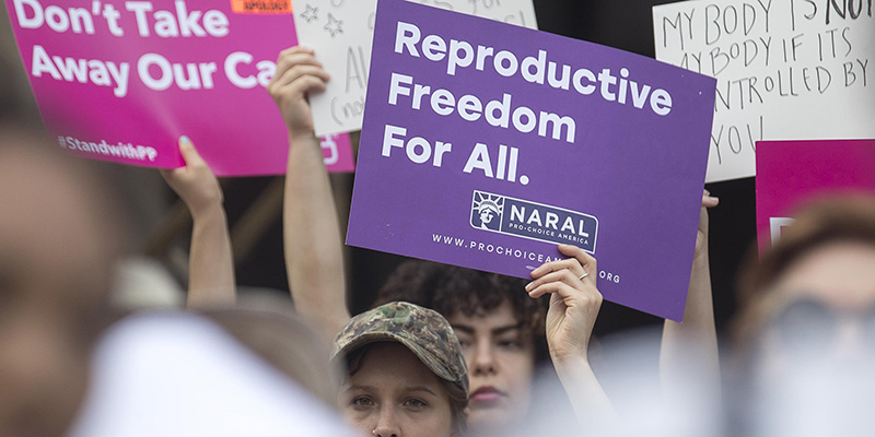 Proteste contro le restrizioni all'aborto in Georgia, 7 maggio 2019
(Alyssa Pointer/Atlanta Journal-Constitution via AP)