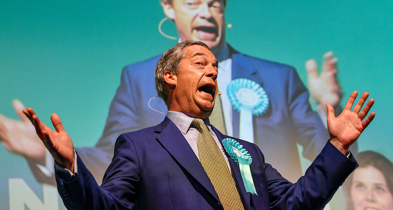 Nigel Farage durante un comizio del Brexit Party a Edimburgo, in Scozia. (Jeff J Mitchell/Getty Images)