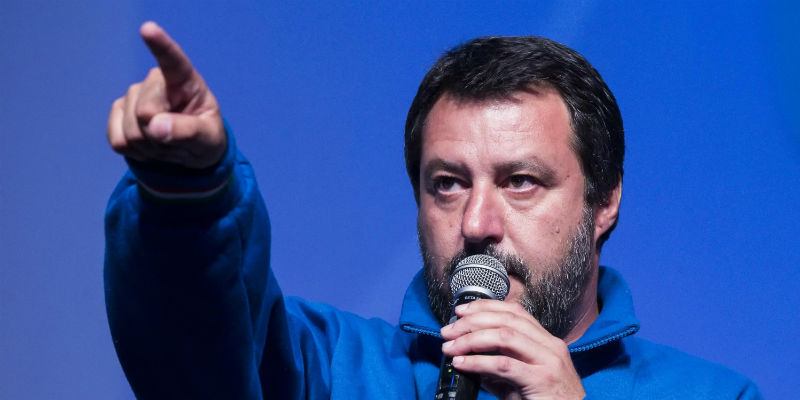 «Tappatevi la bocca», dice Salvini a chi lo critica