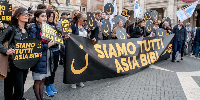 Un sit-in di solidarietà con Asia Bibi organizzato a Roma il 13 novembre 2018 da CitizenGo (ANSA/Patrizia Cortellessa/Pacific Press via ZUMA Wire)
