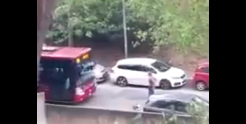 Il video dell’autobus dell’ATAC che investe un uomo