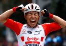 Caleb Ewan ha vinto in volata l'undicesima tappa del Giro d'Italia