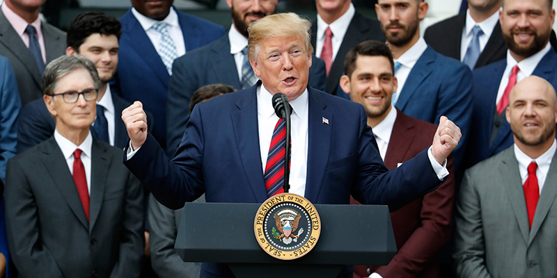 Alcuni giocatori dei Boston Red Sox si sono rifiutati di andare in visita alla Casa Bianca