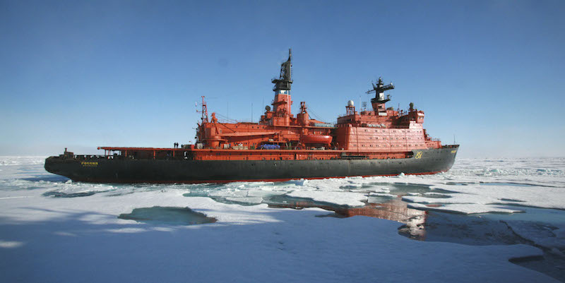 Una nave rompighiaccio russa nel Mar Glaciale Artico (AP Photo/Vladimir Chistyakov)