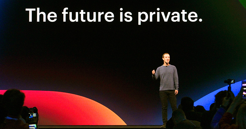 Il CEO di Facebook durante la sua presentazione all'F8 a San Jose, California, Stati Uniti (Kyodo via AP Images)