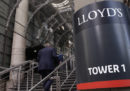 Due dirigenti di una compagnia dei Lloyd's di Londra si sono dimessi dopo essere stati accusati di molestie sessuali