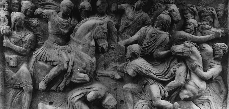 Dettaglio di un bassorilievo sull'Arco di Costantino a Roma (Hulton Archive/Getty Images)