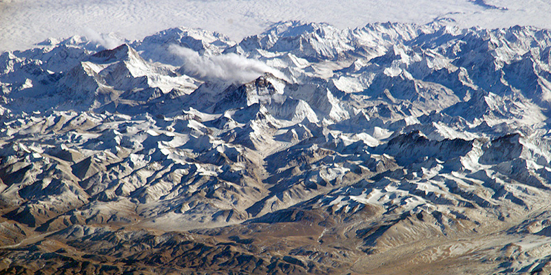 Cime dell'Himalaya fotografate dalla Stazione Spaziale Internazionale (NASA)