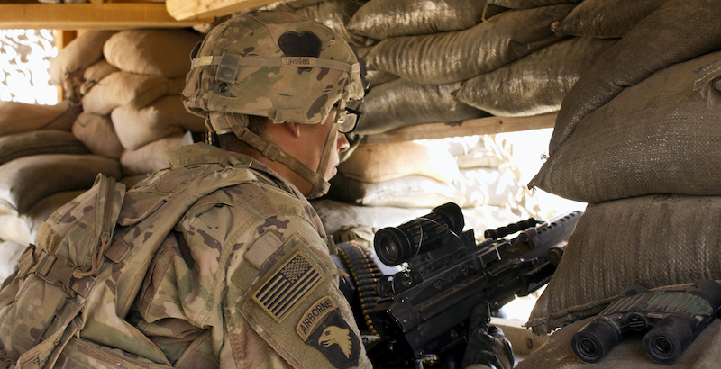 Un soldato statunitense in Iraq (AP Photo/Susannah George)