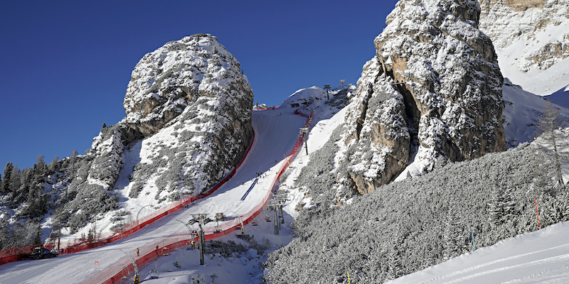 Un tratto della Olimpia delle Tofane, la pista di Cortina che ospita le gare annuali della Coppa del Mondo di sci alpino femminile (Getty Images)