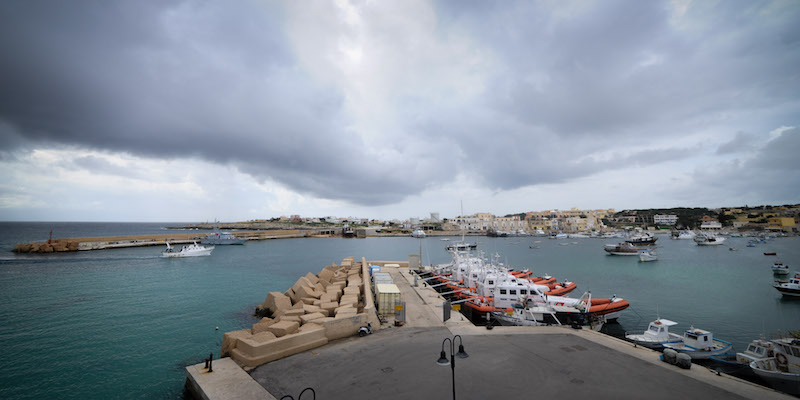 Il porto di Lampedusa (LaPresse - Guglielmo Mangiapane)