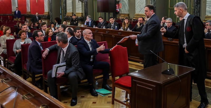 Un momento del processo contro i leader indipendentisti catalani, il 12 febbraio 2019 a Madrid (Emilio Naranjo, Pool/Getty Images)