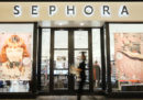 Mercoledì Sephora chiuderà tutti i suoi negozi negli Stati Uniti per un corso sul rispetto delle differenze