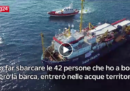 Il momento in cui la comandante della Sea Watch 3 dice alle autorità italiane che arriverà a Lampedusa