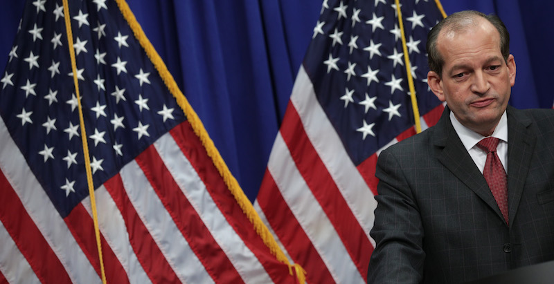 Alexander Acosta si è dimesso da ministro del Lavoro degli Stati Uniti dopo le polemiche per il caso Jeffrey Epstein