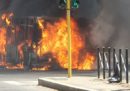 Un altro autobus ha preso fuoco a Roma, il quindicesimo del 2019
