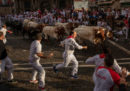 Cinque persone sono state ferite oggi durante la corsa dei tori a Pamplona