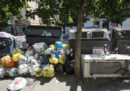 La Procura di Roma ha aperto un'inchiesta contro ignoti sulla mancata raccolta dei rifiuti a Roma