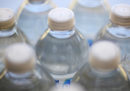 Dal 20 agosto, l'aeroporto di San Francisco non venderà più l'acqua in bottiglie di plastica