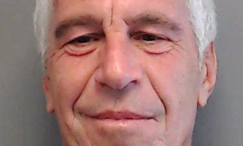 La procura di Parigi ha aperto un’inchiesta su Jeffrey Epstein