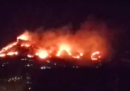 Il grande incendio intorno a Monreale, vicino a Palermo