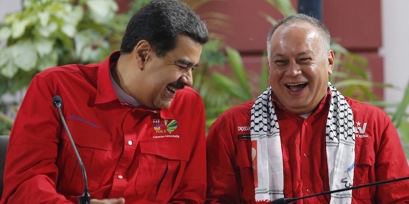 Il presidente del Venezuela Nicolás Maduro e il vicepresidente del suo partito Diosdado Cabello a Caracas, il 28 luglio 2019 (AP Photo/Ariana Cubillos)