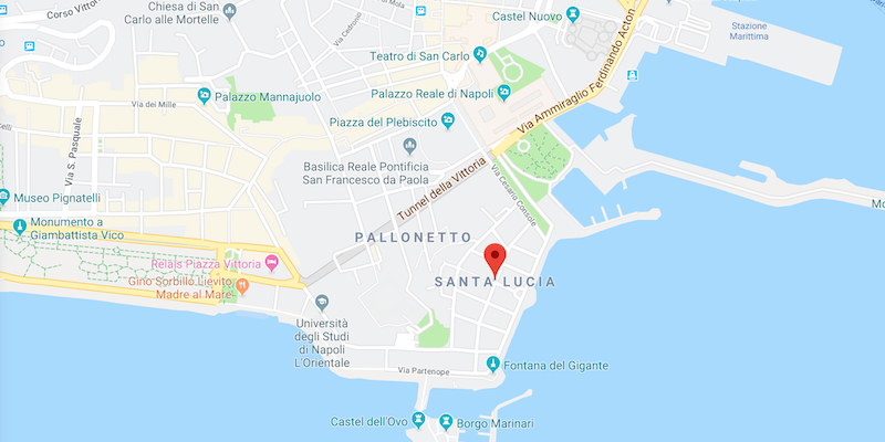 A Napoli due venditori ambulanti originari del Bangladesh sono stati presi a sassate da un gruppo di ragazzi, uno di loro è stato ferito gravemente