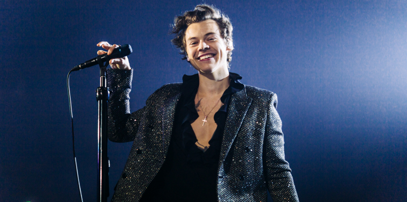 Harry Styles in concerto a Parigi nel 2018. (Handout/Helene Marie Pambrun via Getty Images)