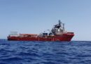 Una donna incinta e suo marito a bordo della nave Ocean Viking sono stati portati in elicottero a Malta