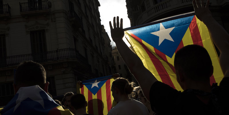 Nove separatisti catalani sono stati arrestati in Spagna con l'accusa di aver pianificato azioni violente