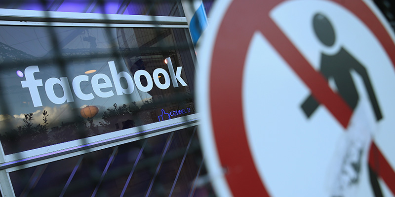 La vita dei moderatori di Facebook è ancora grama