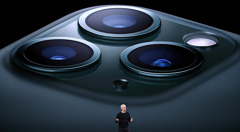 Il CEO di Apple, Tim Cook, durante la presentazione dei nuovi iPhone 11 e iPhone 11 Pro (Justin Sullivan/Getty Images)