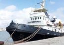 I 31 migranti a bordo della nave Mare Jonio saranno fatti sbarcare a Lampedusa per «motivi sanitari»