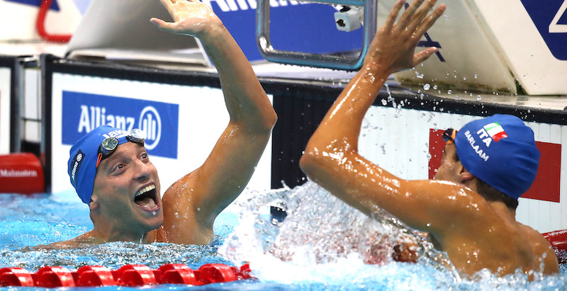 Federico Morlacchi e Simone Barlaam dopo avere vinto due medaglie d'oro nella stessa gara (Alex Pantling/Getty Images)