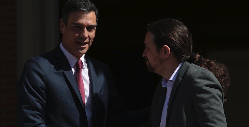 Pedro Sánchez, a sinistra, e Pablo Iglesias (Juan Carlos Rojas/picture-alliance/dpa/AP Images)