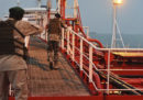 La nave Stena Impero, battente bandiera britannica, sta lasciando l'Iran dopo essere stata sequestrata per due mesi