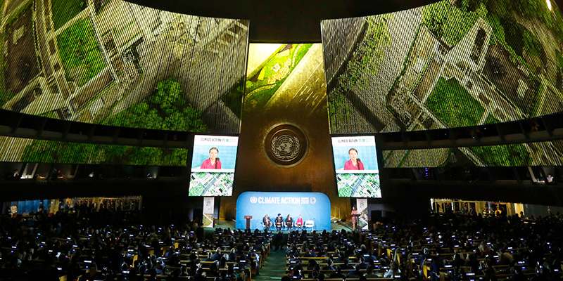 La sala dell'Assemblea Generale delle Nazioni Unite, durante l'incontro sul clima, 23 settembre 2019 (AP Photo/Jason DeCrow)