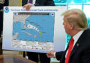 Trump ha mostrato una mappa falsa che dava ragione a un suo tweet falso sull'uragano Dorian