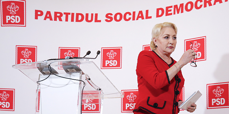 La prima ministra Viorica Dăncilă, del Partito socialdemocratico (PSD), Bucarest, 30 settembre 2019 (AP Photo/Vadim Ghirda)