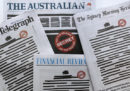 Le prime pagine oscurate dei giornali australiani