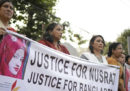 In Bangladesh 16 persone sono state condannate a morte per l'omicidio della studentessa bruciata viva lo scorso aprile