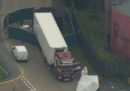 Ci sono cinque arrestati per il caso del camion in cui sono stati trovati 39 morti in Inghilterra