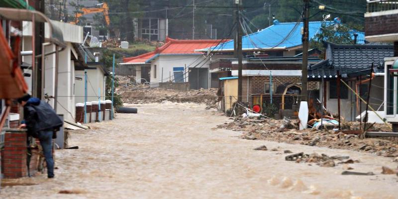 Sei persone sono morte in Corea del Sud a causa del tifone Mitag