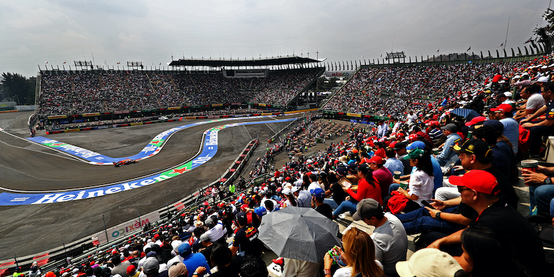 Il pubblico del Gran Premio del Messico (Mark Thompson/Getty Images)
