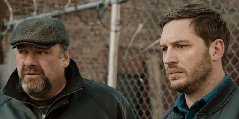 James Gandolfini e Tom Hardy in "Chi è senza colpa" (2014)