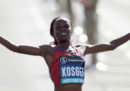 La keniana Brigid Kosgei ha stabilito il nuovo record della maratona femminile