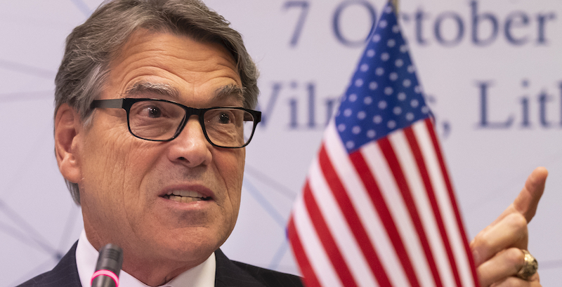 Rick Perry, segretario dell'Energia del governo Trump, ha annunciato le sue dimissioni