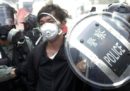 L'Alta Corte di Hong Kong ha dichiarato incostituzionale il divieto di usare le maschere durante le proteste